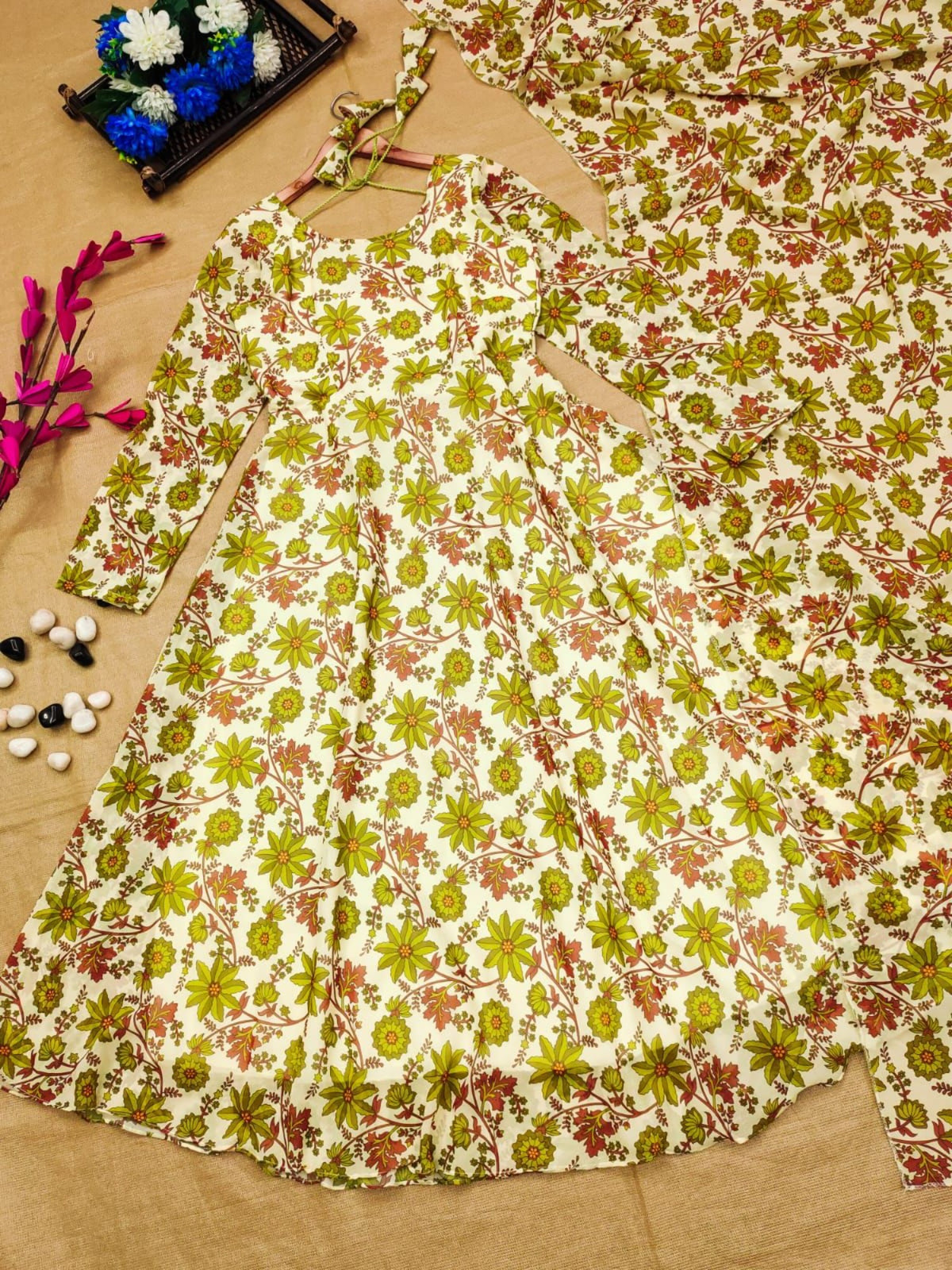 Bollywood Indian Pakistani Ethnic Party Wear Women Soft Pure Faux Georgette Floral Suit Kurta & Dupatta Dress