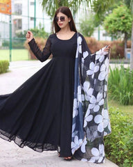 Bollywood Indian Pakistani Ethnic Party Wear Women Soft Pure Georgette Black Solid Kurta Set With Floral Dupatta Dress
